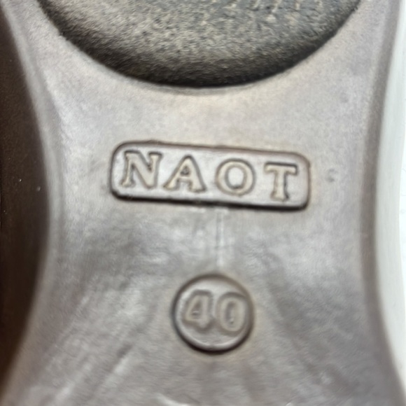 NAOT pink Brown Suede Maryjane with half circle embroidery Sz 40. MCL1014A - Picture 8 of 11